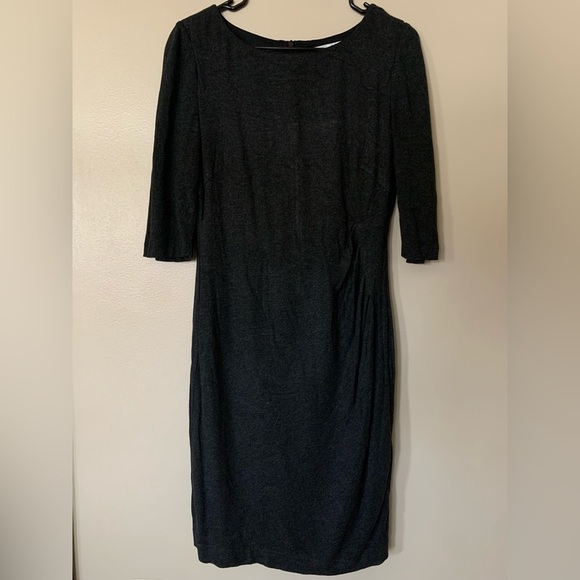 Trina Turk Grey Fitted Ruched Knee Length Sheath Dress Size 6 - Picture 1 of 10